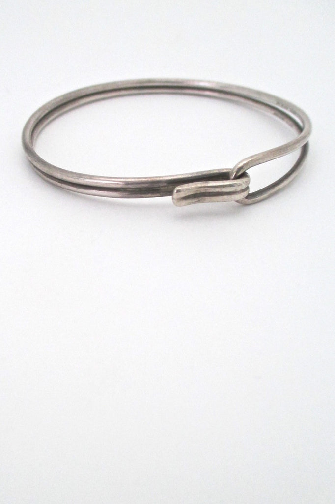 Bent Knudsen silver hook bracelet