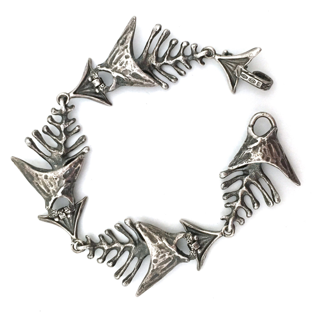 UnoAErre articulated silver & enamel fish bracelet – Samantha Howard Vintage
