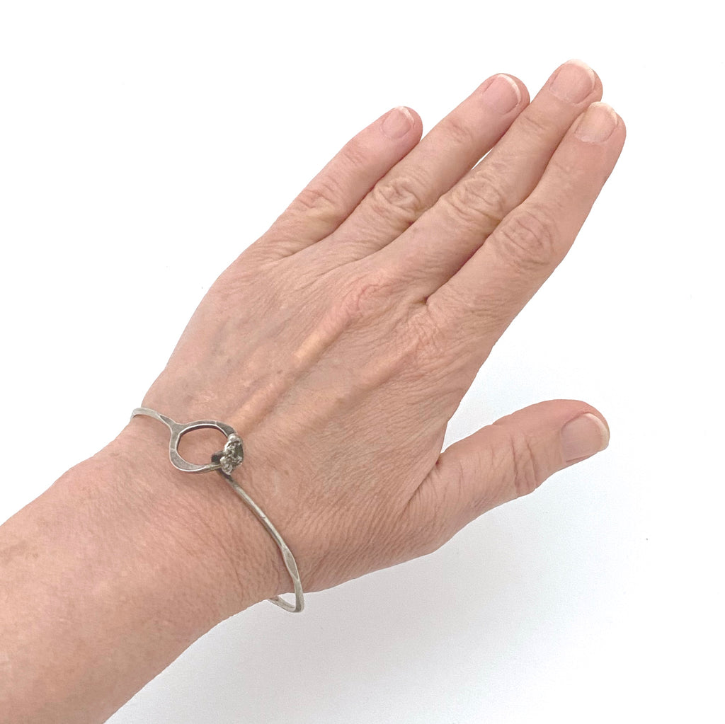 John Lewis hammered silver bangle bracelet ~ hook closure – Samantha Howard  Vintage